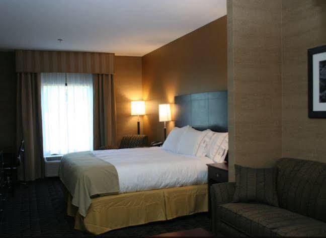 Holiday Inn Express & Suites Arkadelphia - Caddo Valley By Ihg Exterior foto